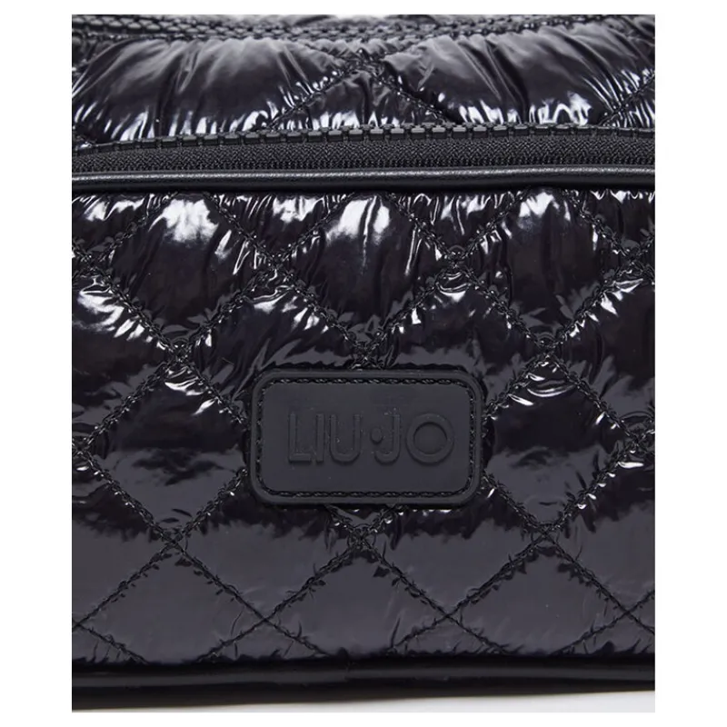 borsa_a_spalla_in_nylon_t_4.webp BORSA A SPALLA IN NYLON TRAPUNTATO LIU°JO- Accessori