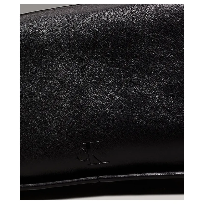 borsa_da_spalla_annodata__3.webp BORSA DA SPALLA ANNODATA CALVIN KLEIN JEANS- Accessori