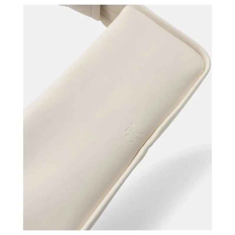 borsa_da_spalla_annodata__8.webp BORSA DA SPALLA ANNODATA CALVIN KLEIN JEANS- Accessori