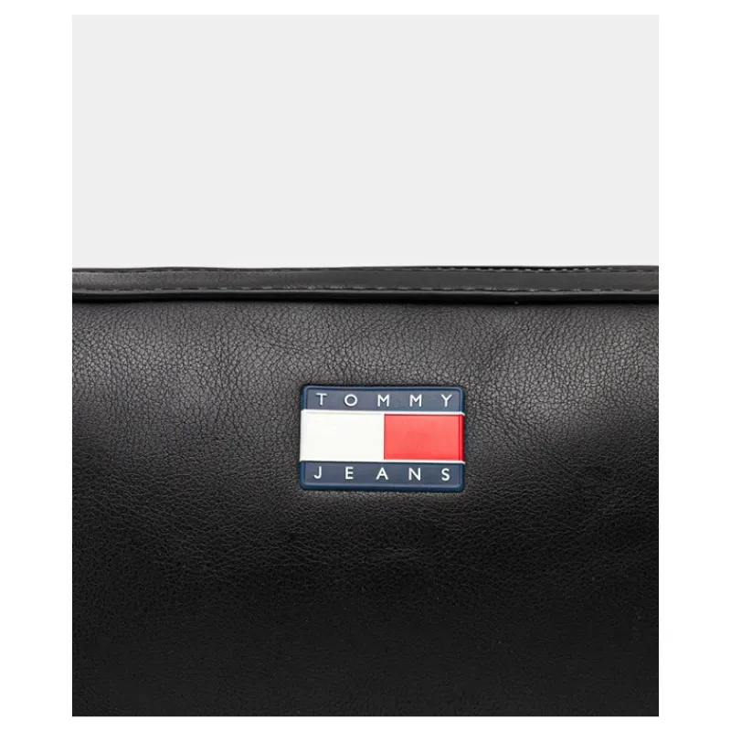 camera_bag_essential_con__2.webp CAMERA BAG ESSENTIAL CON LOGO TOMMY JEANS- Accessori