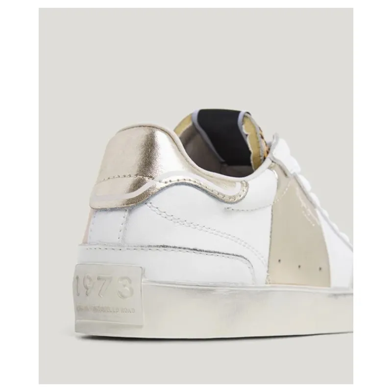 sneaker_in_pelle_con_dett_3-1.webp SNEAKER IN PELLE CON DETTAGLI METALLICI PEPE JEANS- Accessori