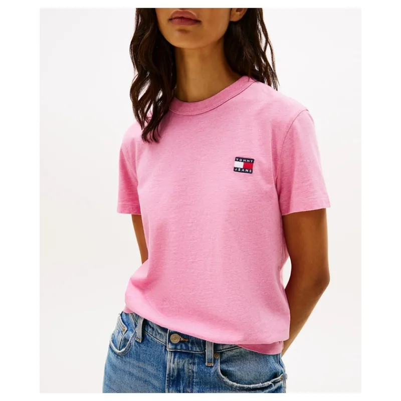 T-SHIRT CON DISTINTIVO SUL PETTO TOMMY JEANS- T-shirt & Top