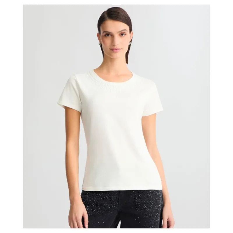 tshirt_con_strass_sul_dav_8.webp T-SHIRT CON STRASS SUL DAVANTI LIU°JO- T-shirt & Top