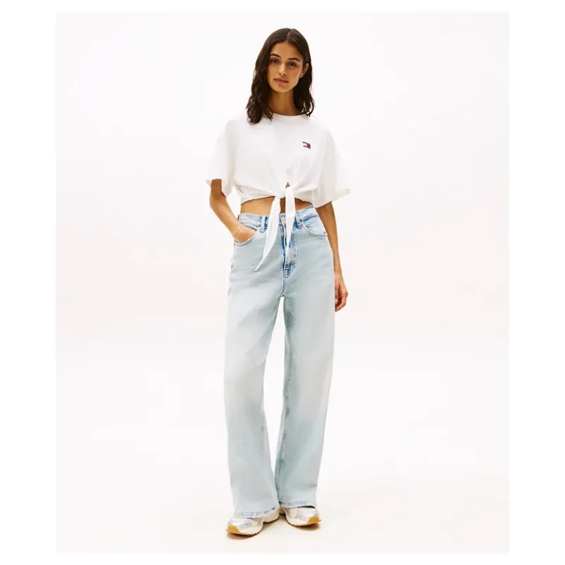 tshirt_crop_con_nodo_e_di_7.webp T-SHIRT CROP CON NODO E DISTINTIVO TOMMY JEANS- T-shirt & Top