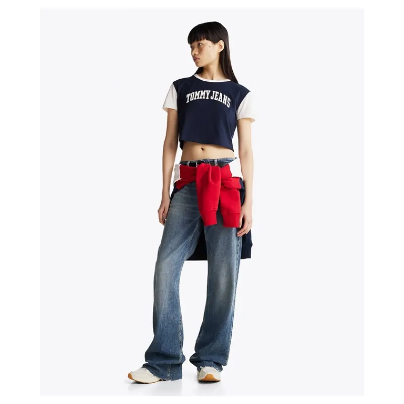 tshirt_crop_varsity_tommy_1.webp T-SHIRT CROP VARSITY TOMMY JEANS- T-shirt & Top