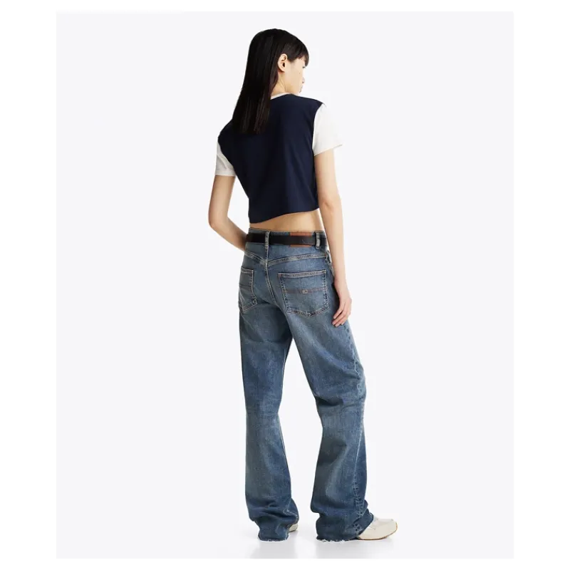 tshirt_crop_varsity_tommy_2.webp T-SHIRT CROP VARSITY TOMMY JEANS- T-shirt & Top